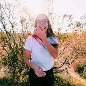 Meet your Posher, Sade